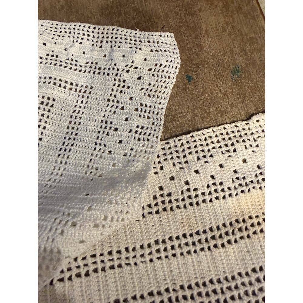 Pair Vintage White Hand Crocheted Doilies Handmade Cotton Table Linens